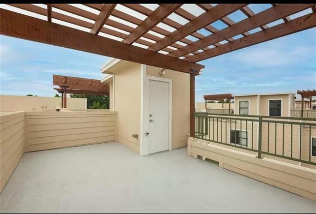 Building Photo - 1207 Beaconsfield Lane