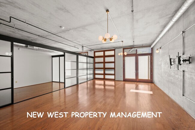 Building Photo - Expansive East Village 2-Bedroom at Parklo...