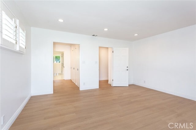 Building Photo - 16973 Strawberry Dr