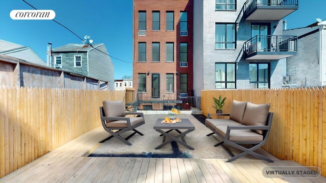 Building Photo - 346 43rd St