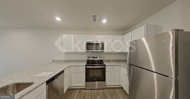 Building Photo - 108 Rock Run Trl