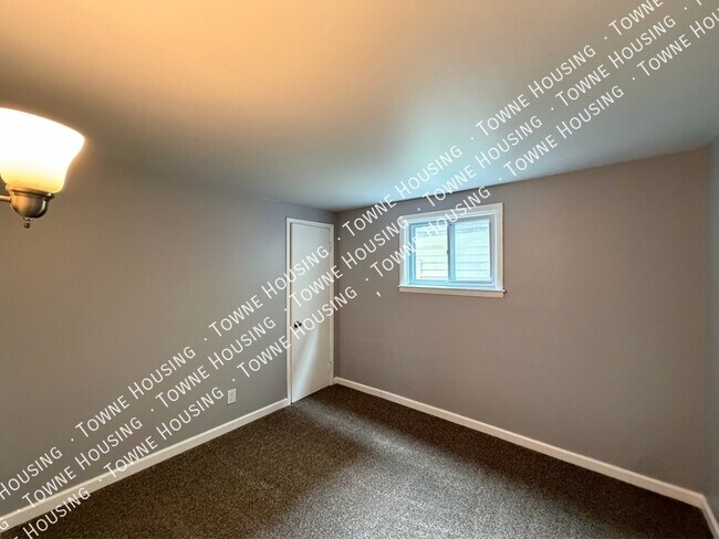 Building Photo - 311 Herkimer St