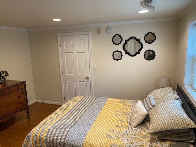 Building Photo - 1620 Rugby Ave