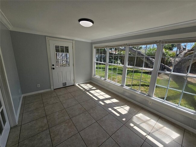 Building Photo - 3000 Browning St