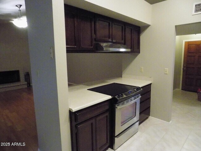 Building Photo - 9081 E Aster Dr