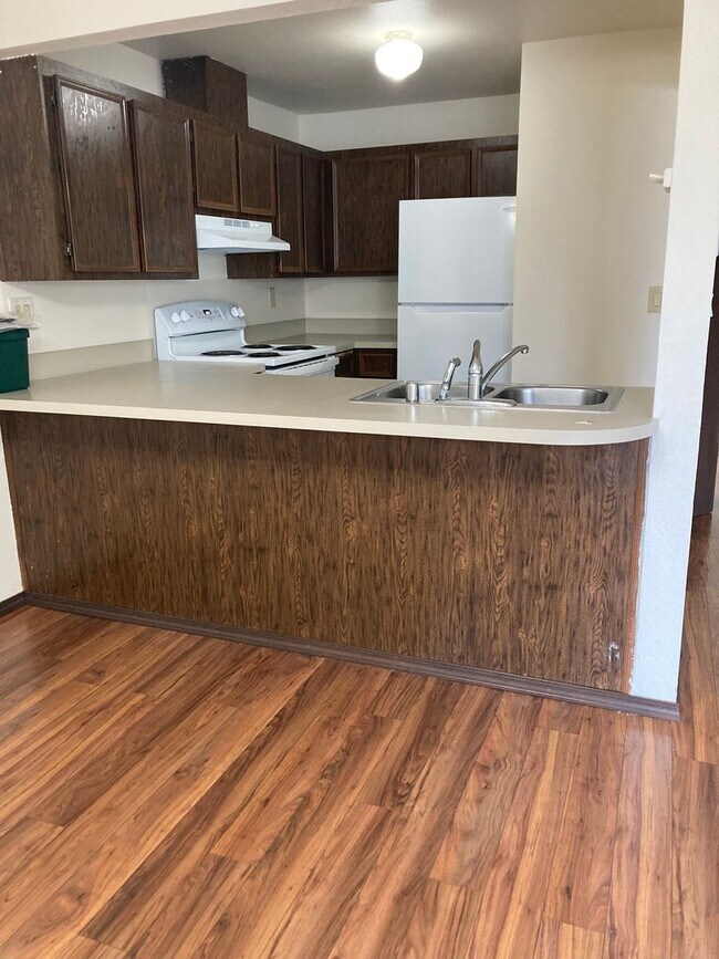 Building Photo - Lippman-3