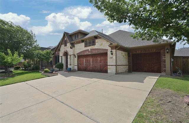 Building Photo - 3207 Pampa