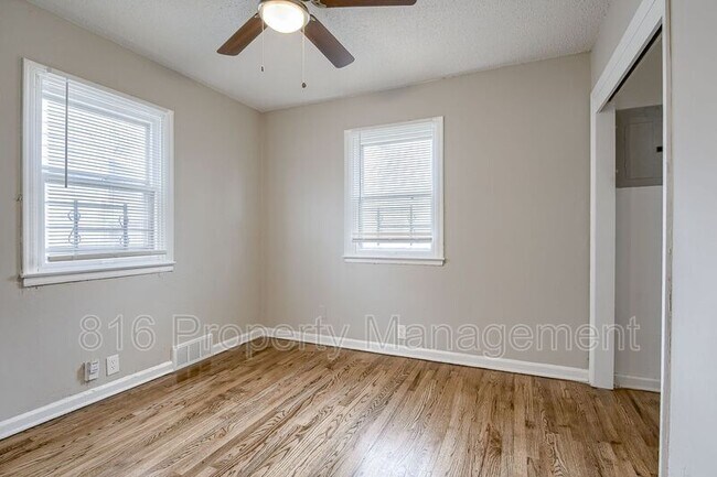 Building Photo - 3437 Jackson Ave