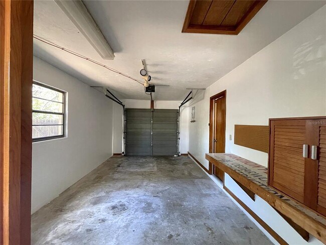 Building Photo - 4730 NW 36th Pl