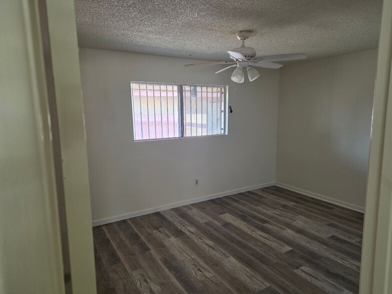 Building Photo - 17049 Ivy Ave