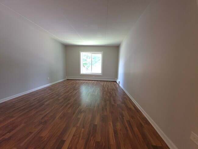 Building Photo - 1675 Kiowa Cir