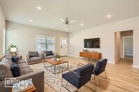 Building Photo - A1- Albany