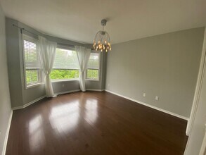 Building Photo - Beautiful Two Bedroom Townhome in Plymouth for $2,299.00/month!