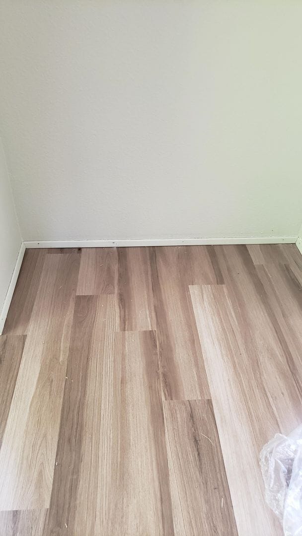 Building Photo - Pre-Leasing for August - 6Bed/3Bath House