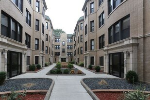 Building Photo - 4040 N Ashland Ave