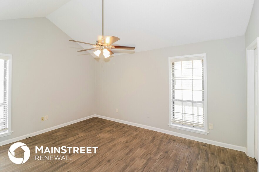 Building Photo - 2101 Rose Garden Cove