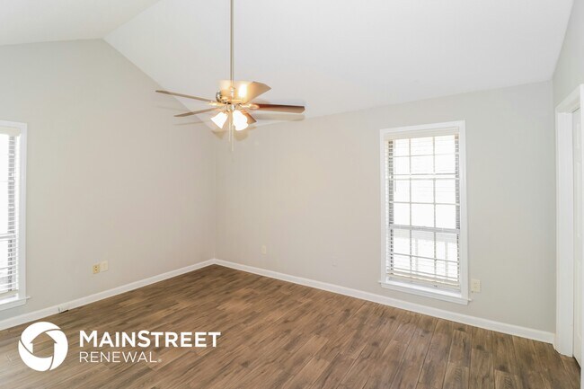 Building Photo - 2101 Rose Garden Cove