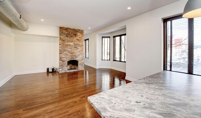 Building Photo - 65 S 5th St