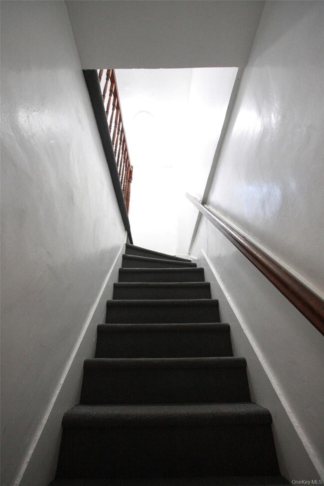 Building Photo - 51 Estrada Rd