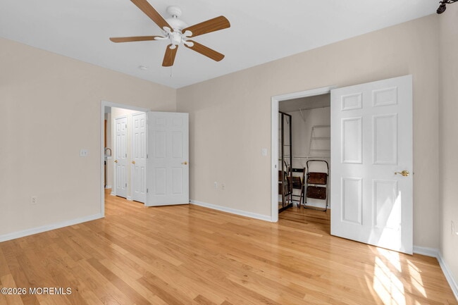 Building Photo - 313 Sophee Ln