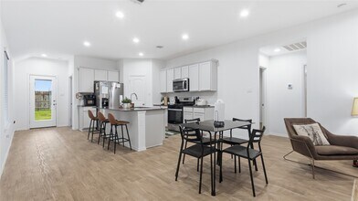 Building Photo - 22243 Florence Spgs Dr