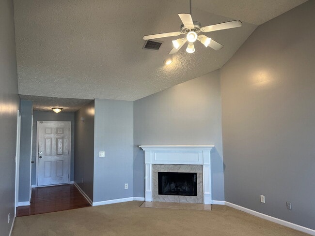 Building Photo - 2011 Orlimar Ct