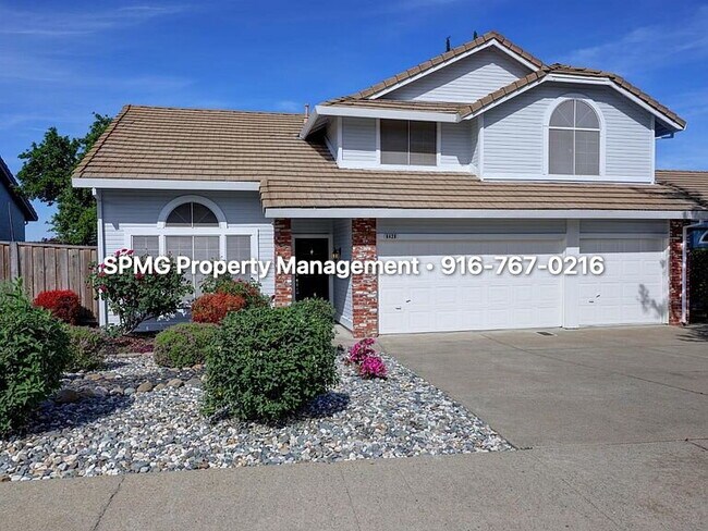 Building Photo - Beautiful 4BR/3BA Home in Rocklin 3-Car Garage & Low-Maintenance Backyard