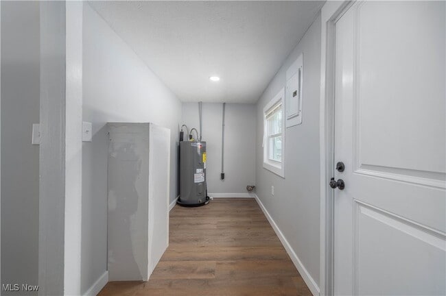 Building Photo - 218 Roxboro Rd