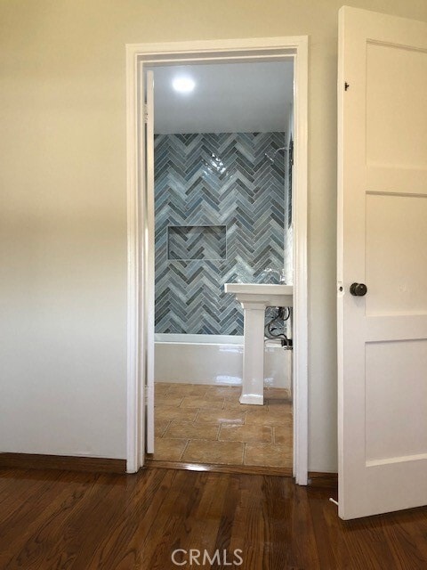 Building Photo - 157 W Mariposa
