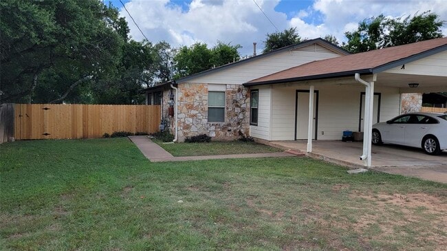 Primary Photo - 800 Osage Dr