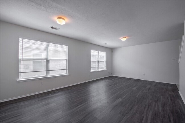 Building Photo - 14423 Benningcrest Ln