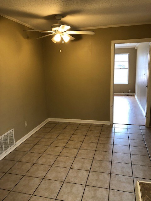 Building Photo - 309 Hickerson Ave