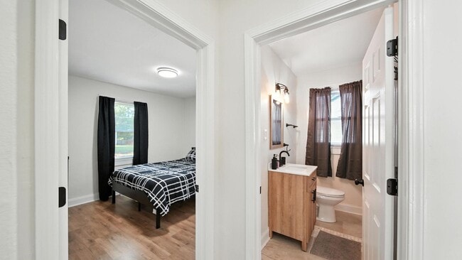 Building Photo - 3236 Allison Ave