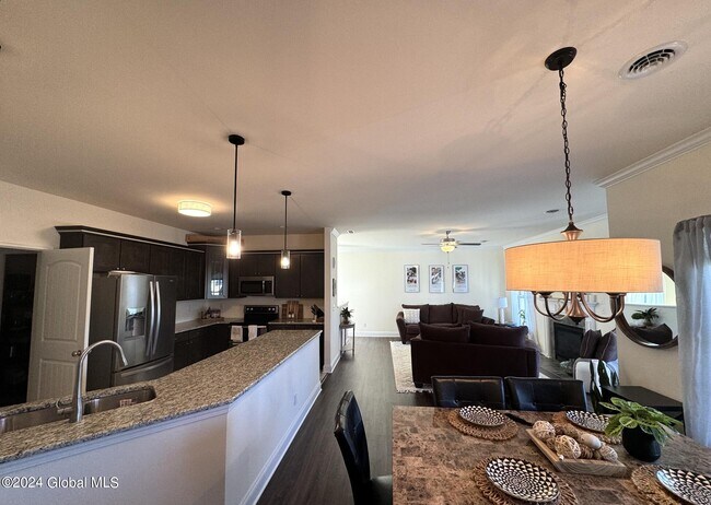 Building Photo - 41 Cornerstone Dr