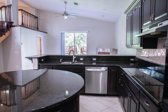 Building Photo - 9768 Bay Vista Estates Blvd