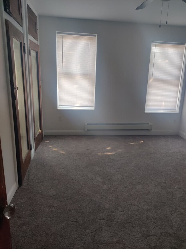 Building Photo - 1620 Lindley Ave