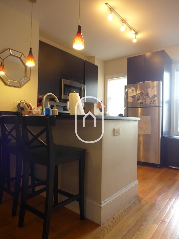 Building Photo - 15 Shepherd Ave