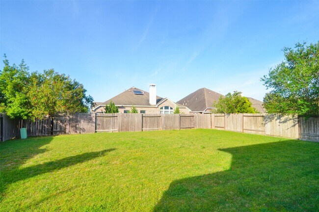 Building Photo - 5111 Peabody Hill Ln