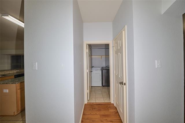 Building Photo - 4616 Brighton Dr