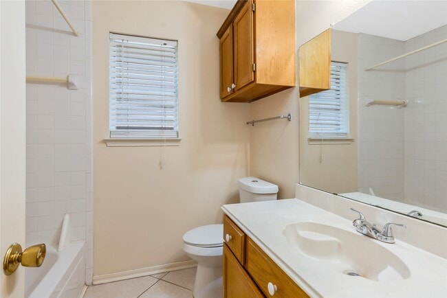 Building Photo - 18755 Highland Trail