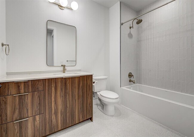 Building Photo - 1701 Simond Ave