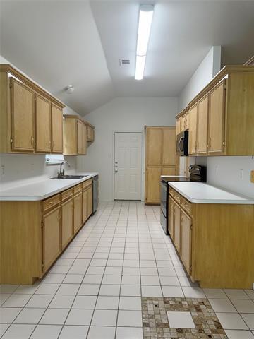 Building Photo - 217 Morene Ave