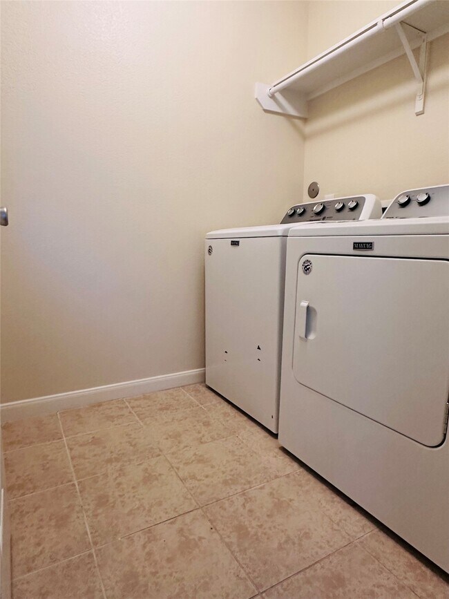 Building Photo - 1607 Bel Riposo Ln