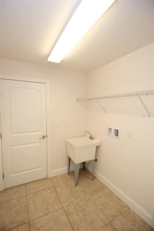 Building Photo - 76 Folson Ln