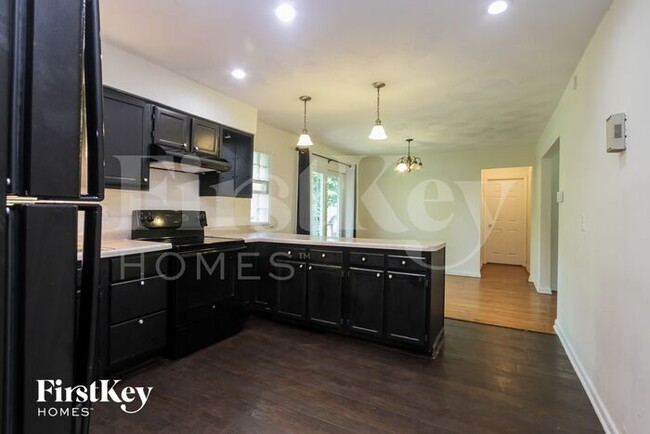 Building Photo - 5318 Glencairn Ln