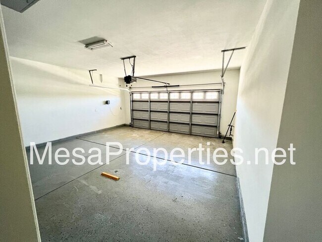 Building Photo - 6646 Whitewell Rd