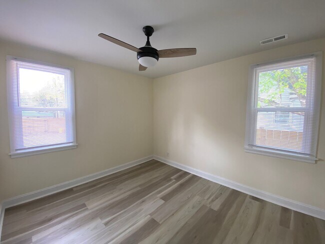 Building Photo - Recently Updated Two Bedroom Home Minutes ...