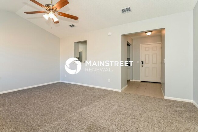 Building Photo - 3 Bedroom Pet-Friendly Home in JACKSONVILLE, FL with Main Street Renewal