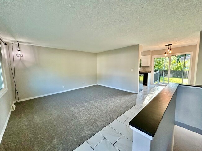 Primary Photo - 414 Belle Aire Dr