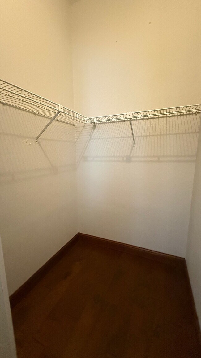 Building Photo - Beautifully Updated 3BR Home in Prime South Austin Location!